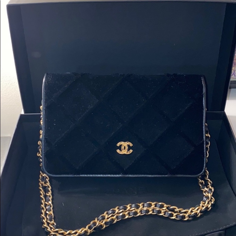 Classic Chanel Velvet Wallet On Chain